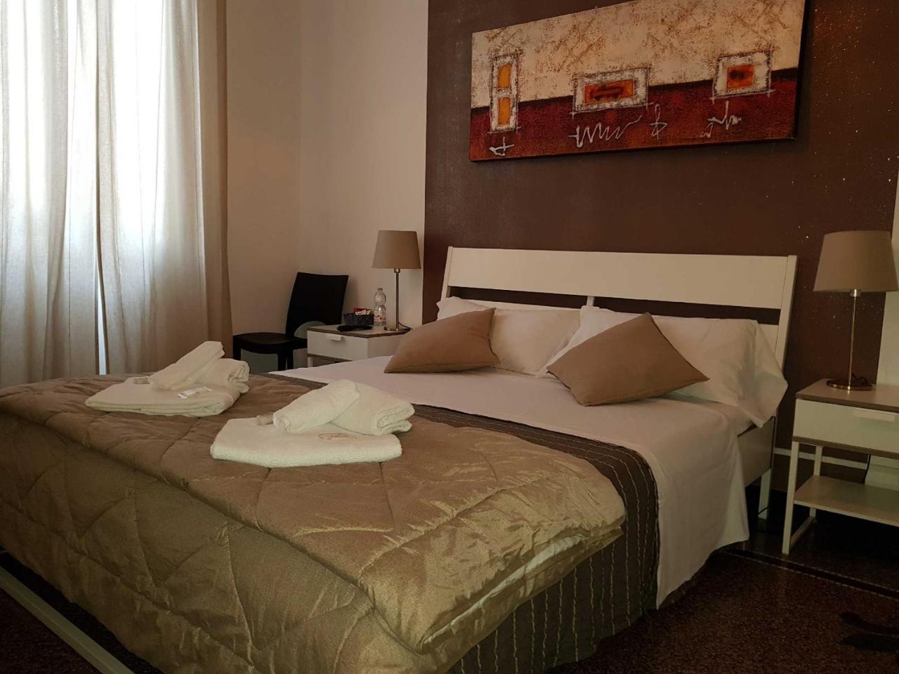 Central Rooms Γένοβα Εξωτερικό φωτογραφία