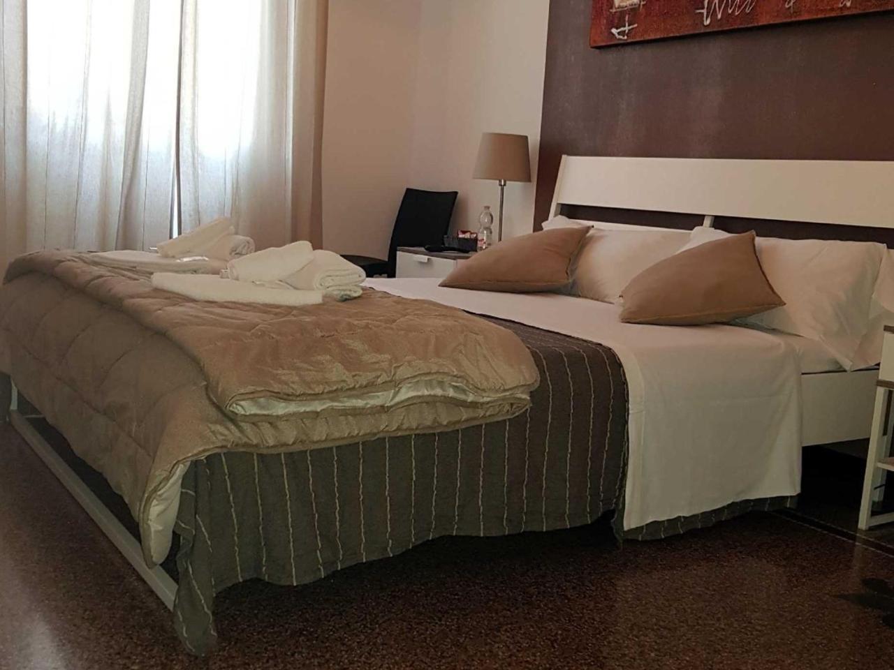 Central Rooms Γένοβα Εξωτερικό φωτογραφία