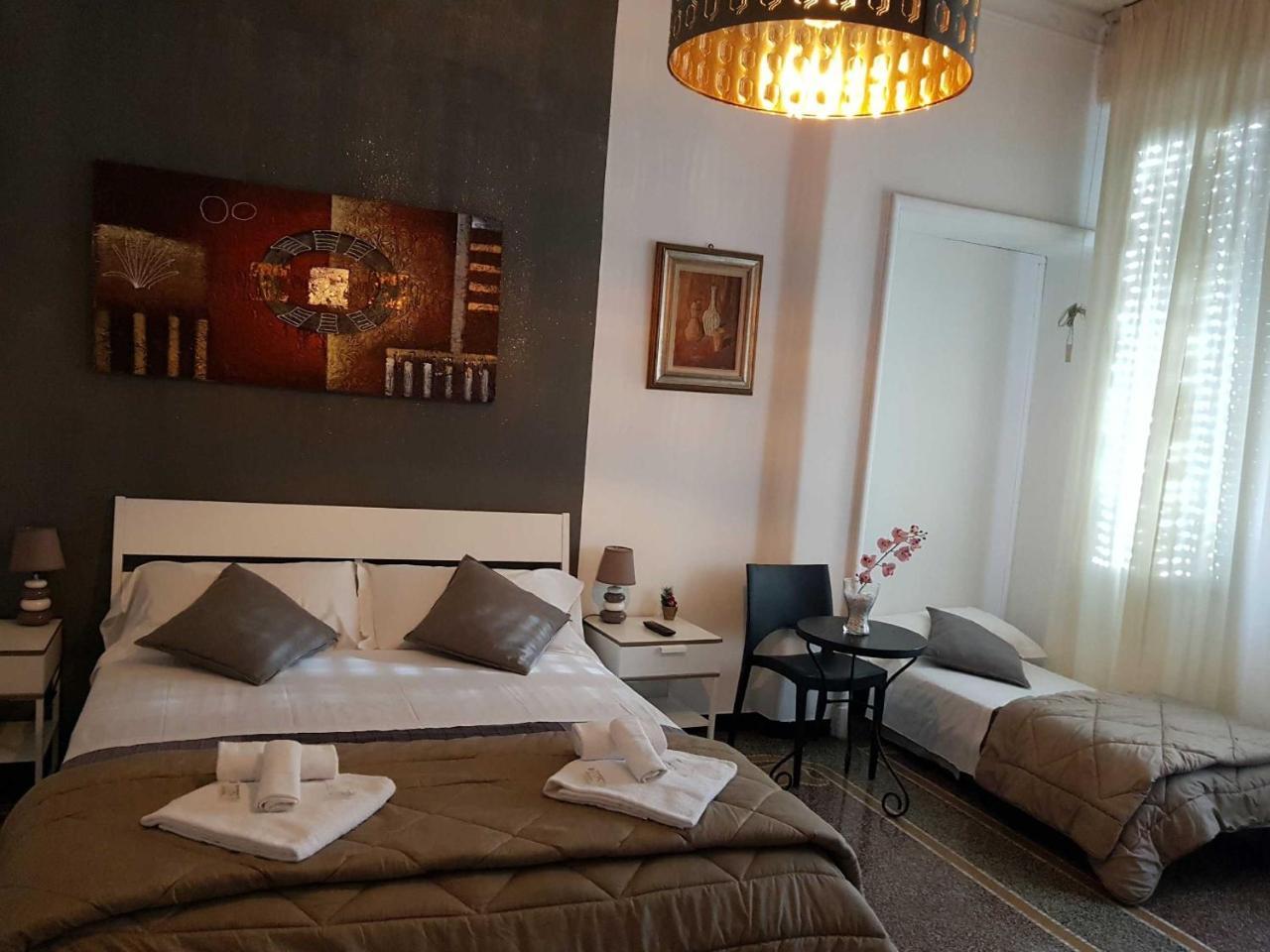 Central Rooms Γένοβα Εξωτερικό φωτογραφία